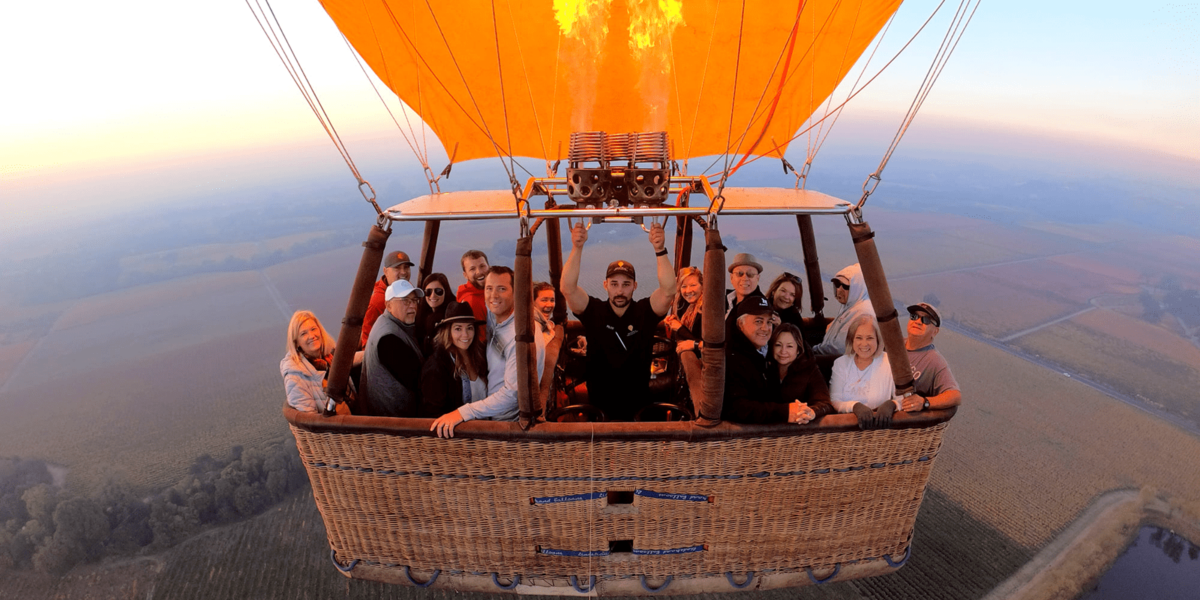 Up & Away Ballooning-Sonoma County-Summer Adventures-credit @upandawayballooning-feature-800x400