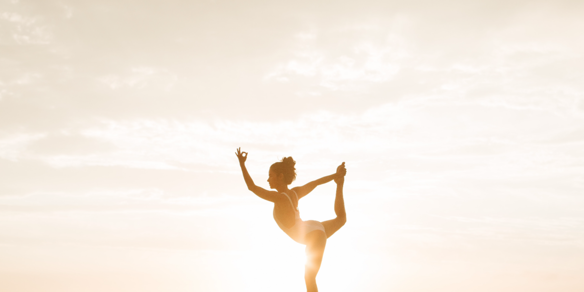 truck stop yoga_feature image_800x400_eternal happiness
