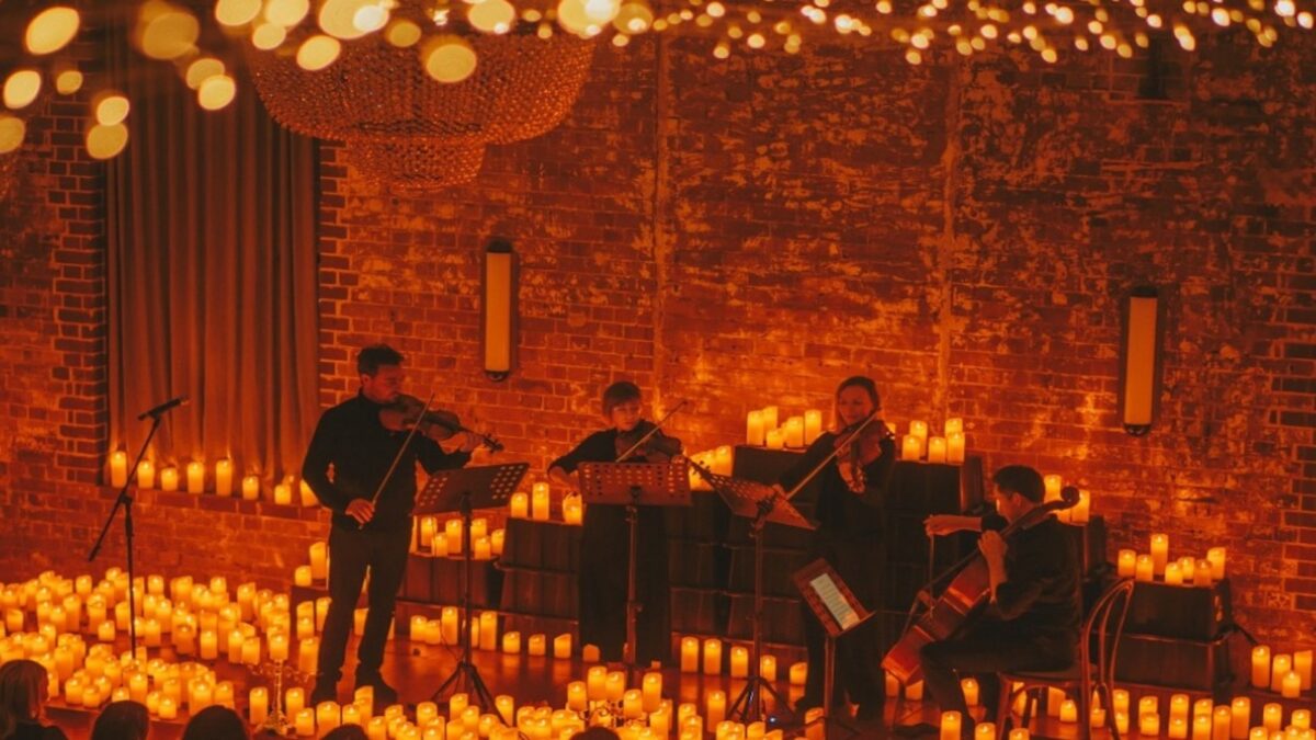 String quartet plays in candle-lit hall for San Francisco's Candlelight Concerts