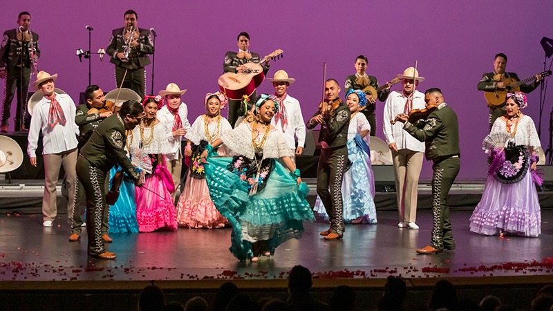 Mariachi band and folklore dancers at San Francisco Symphony's Hispanic Heritage Month