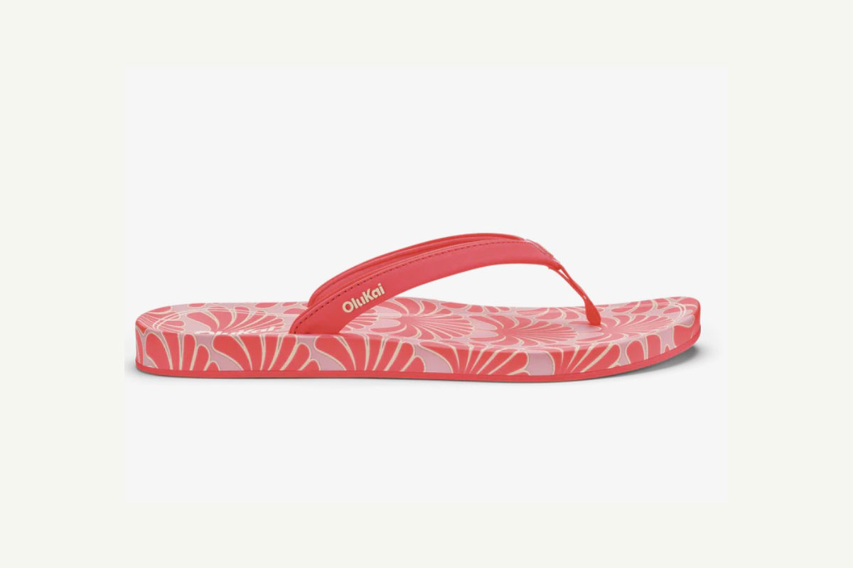 OluKai ‘Uiki Sandals